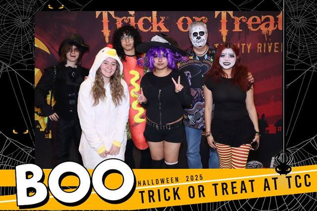Photo booth, Halloween 2025.